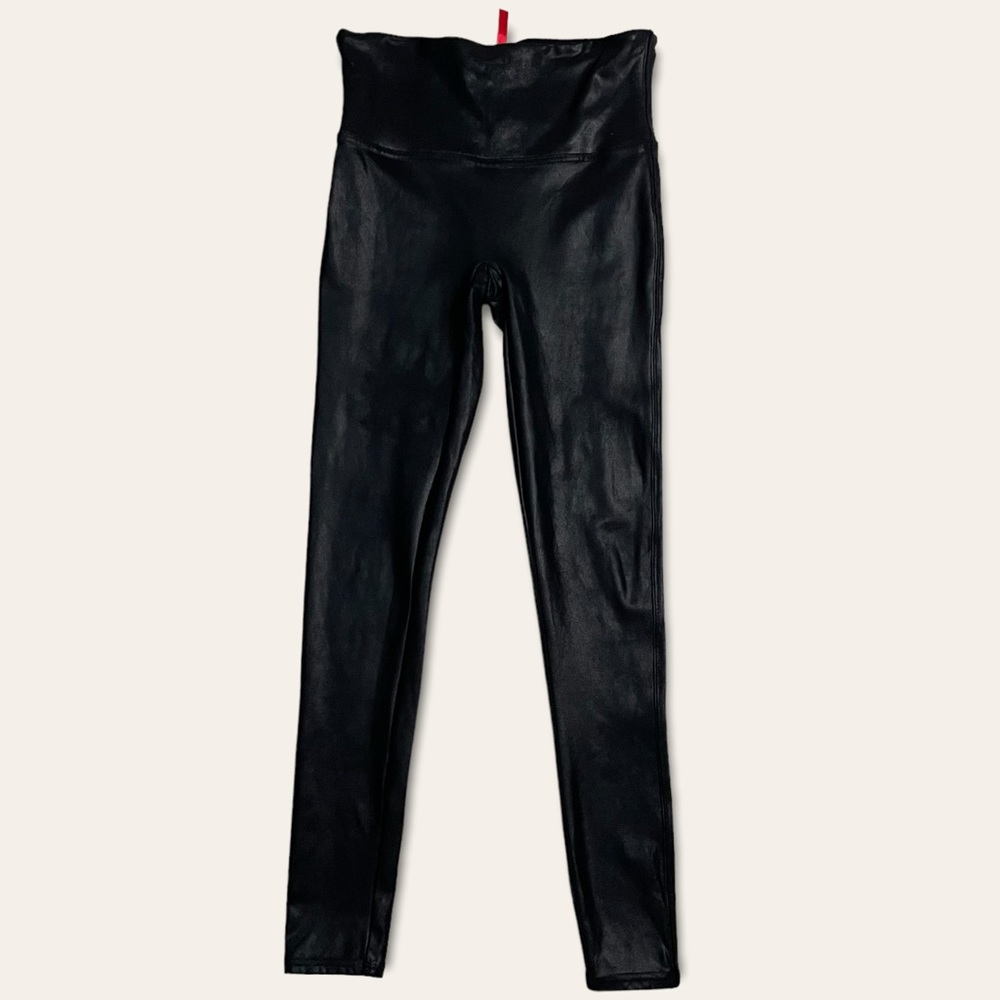 Spanx Black Faux Leather Leggings size Medium EXCELLENT Condition